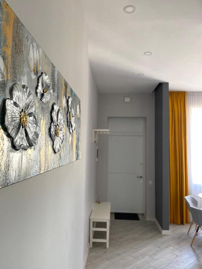Serbska Apartment 利沃夫 外观 照片